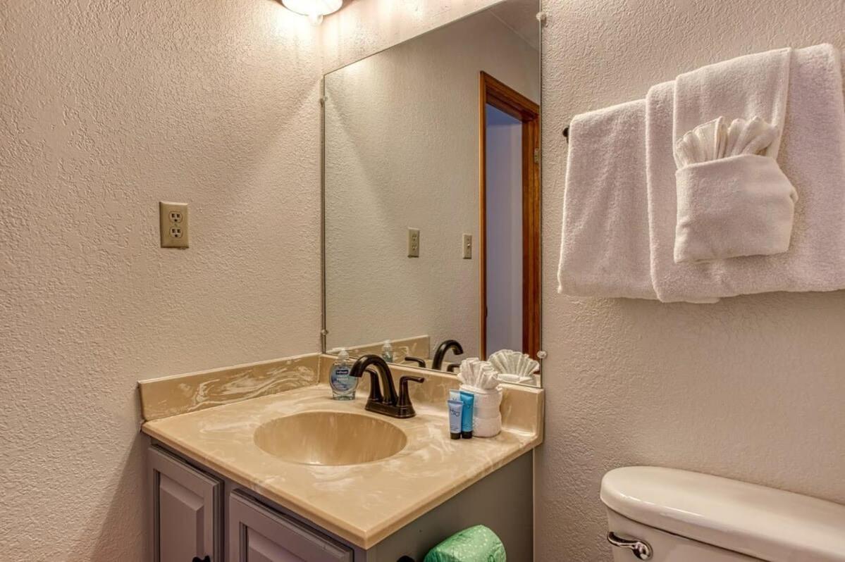 Pinecrest Townhomes-1King-2Queen Unit-Renovated Pigeon Forge Zewnętrze zdjęcie